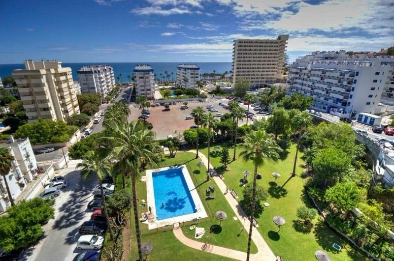 Piso Benalmadena sky Apartment Bagian luar foto